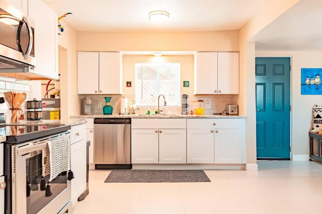 The Patito: Walk To The Zoo, Cafes And Restaurants Holiday home Albuquerque