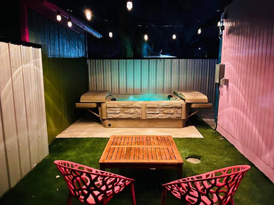 Agave Tiny House At Cactus Flower-hot Tub-pet Friendly-no Pet Fees! *