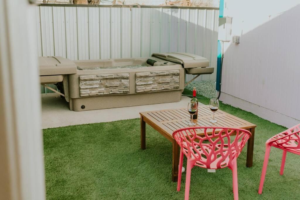 Agave Tiny House At Cactus Flower-hot Tub-pet Friendly-no Pet Fees! Holiday home *