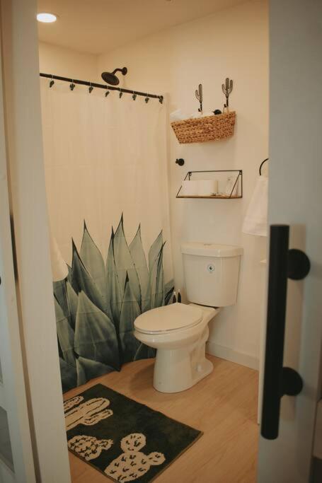Agave Tiny House At Cactus Flower-hot Tub-pet Friendly-no Pet Fees! Holiday home Albuquerque