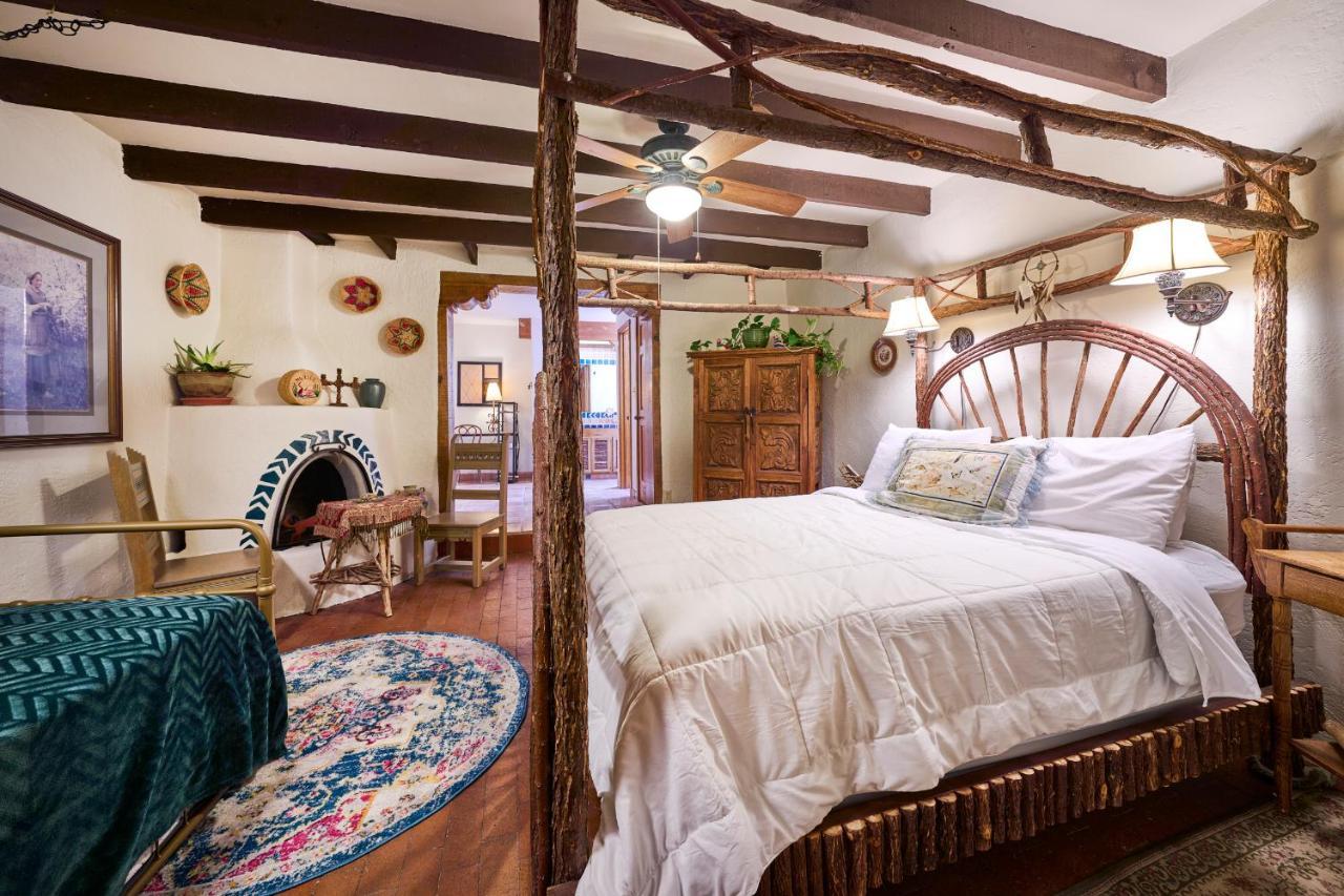 Loba Luna-come To Enchantment Bed & Breakfast *
