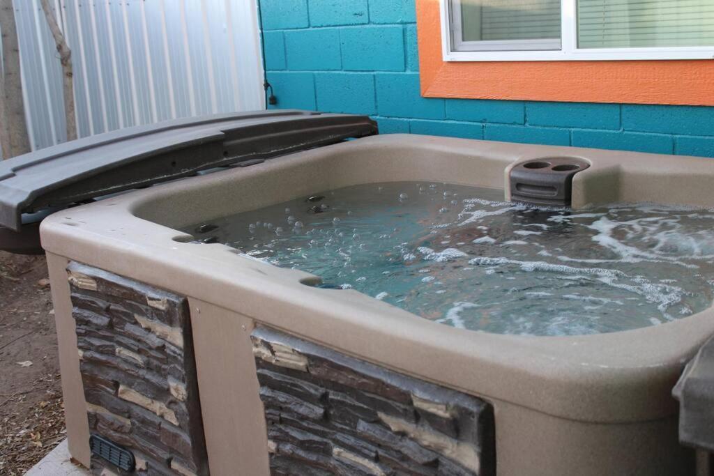 Saguaro At Cactus Flower-hot Tub-pet Friendly-no Pet Fees! Villa Albuquerque