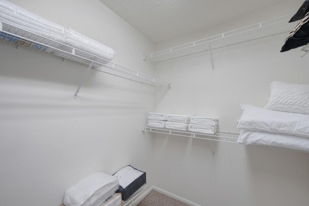 Cheerful Vibrant 3br - 3tv - New Holiday home *
