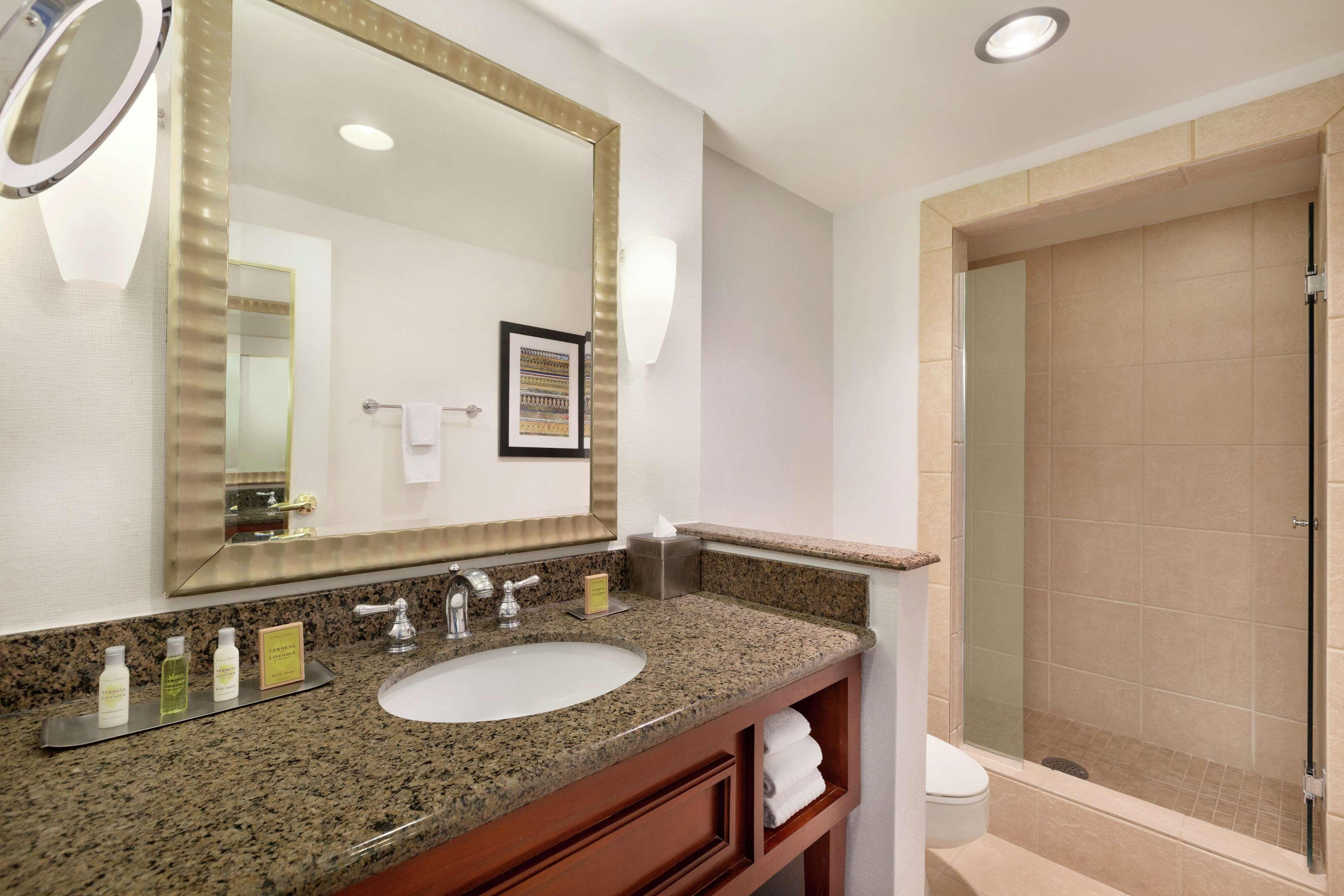 Doubletree By Hilton Albuquerque