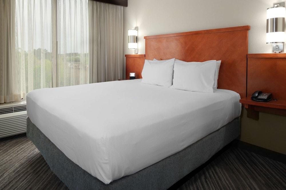 Hyatt Place Airport 3* Albuquerque