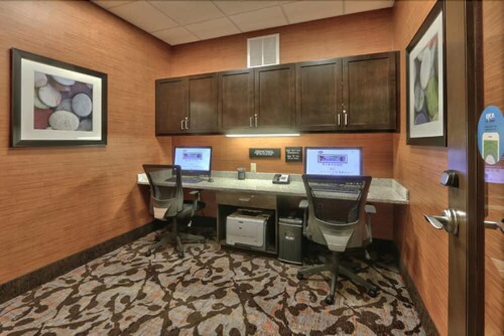 Hotel Hampton & North/i-25