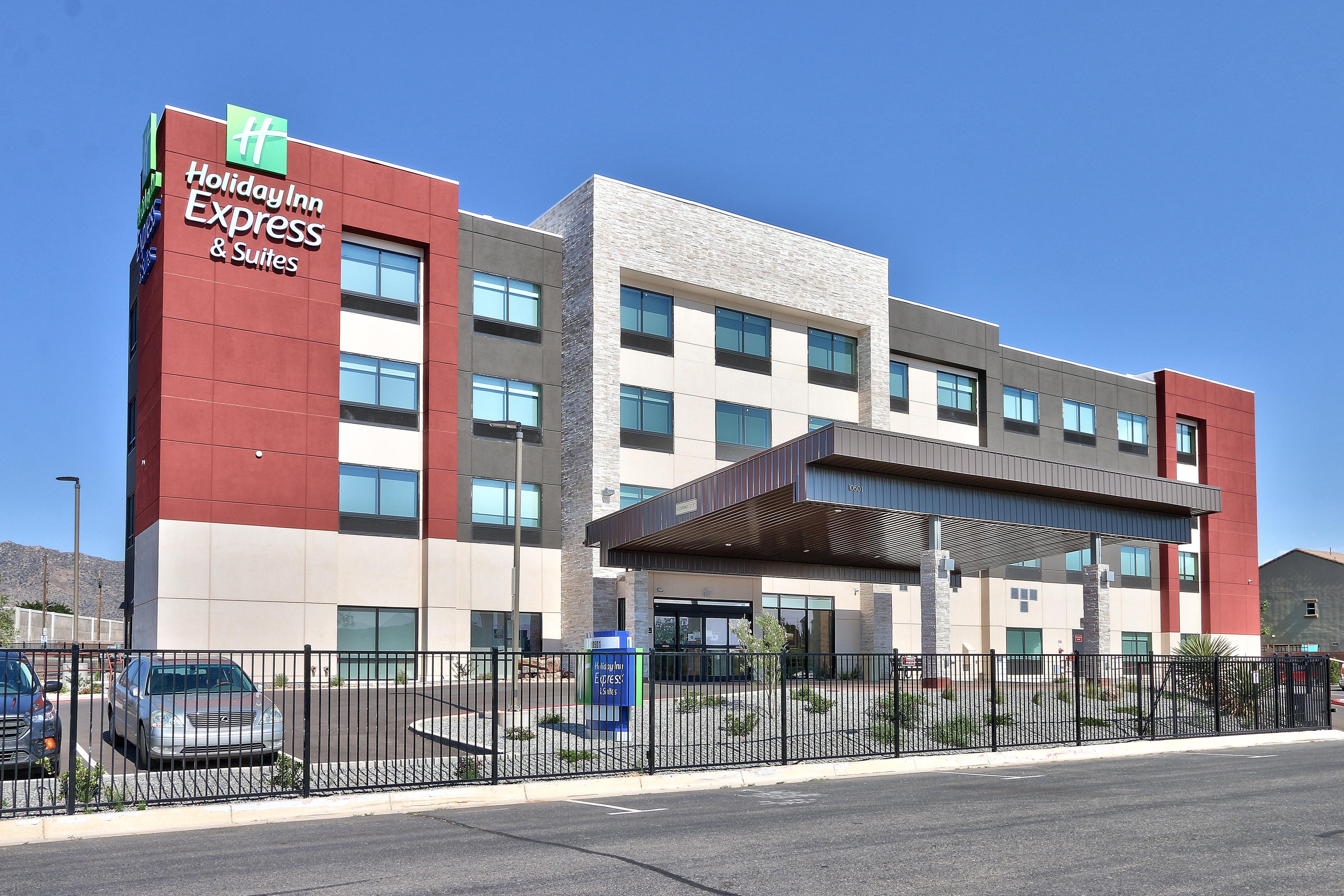 Hotel Express & - East By Ihg 3*
