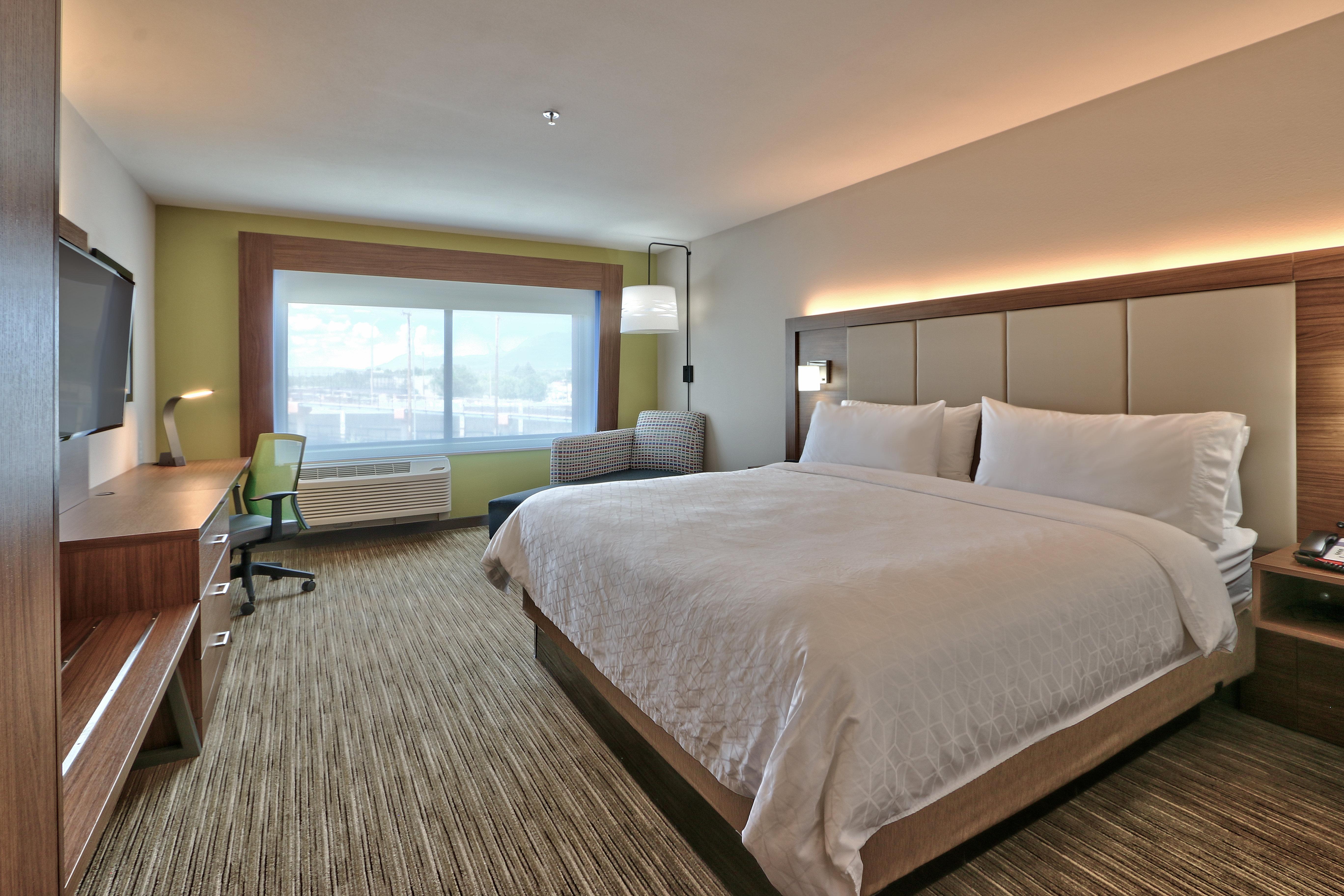 Hotel Express & - East By Ihg