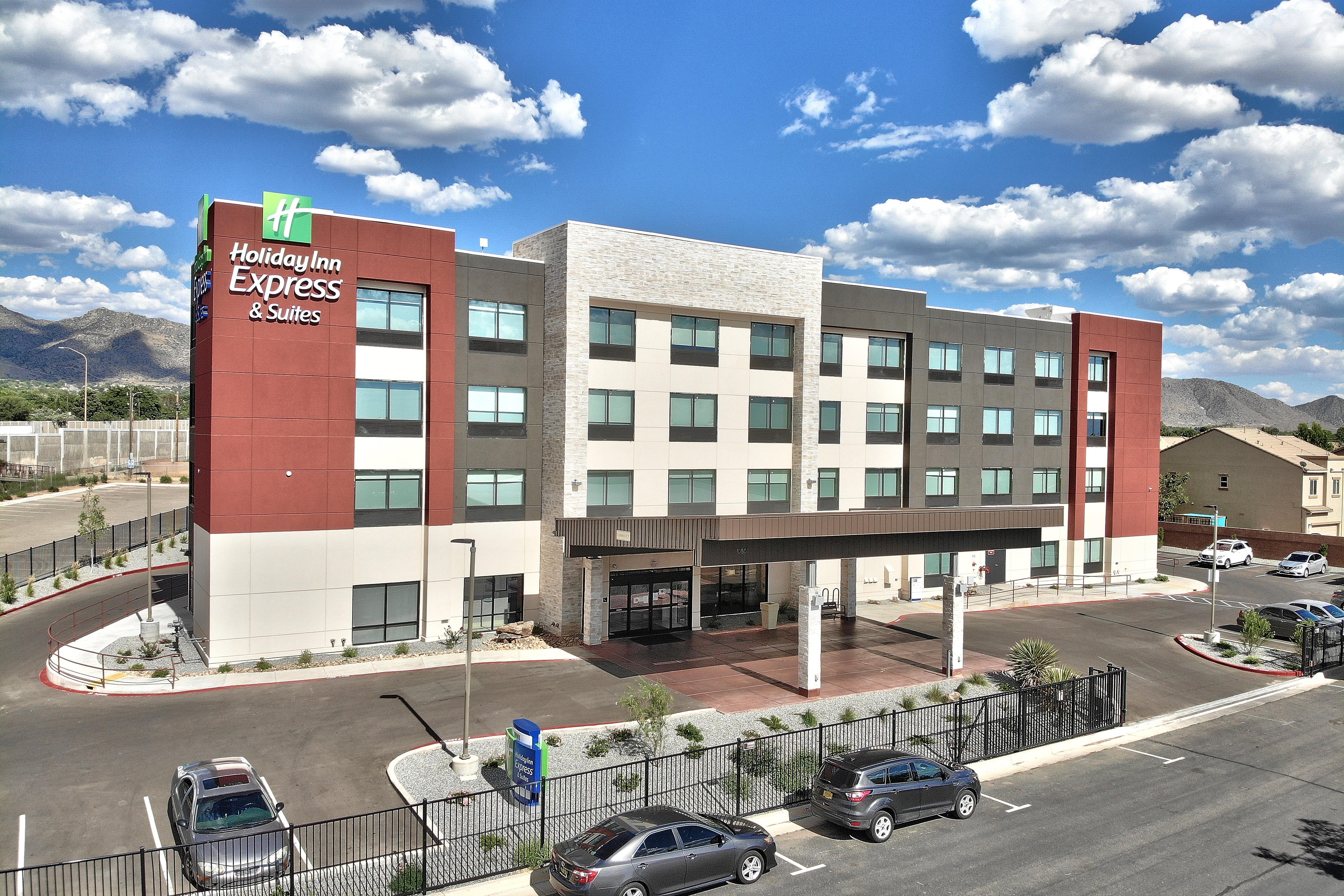 Express & - East By Ihg 3*