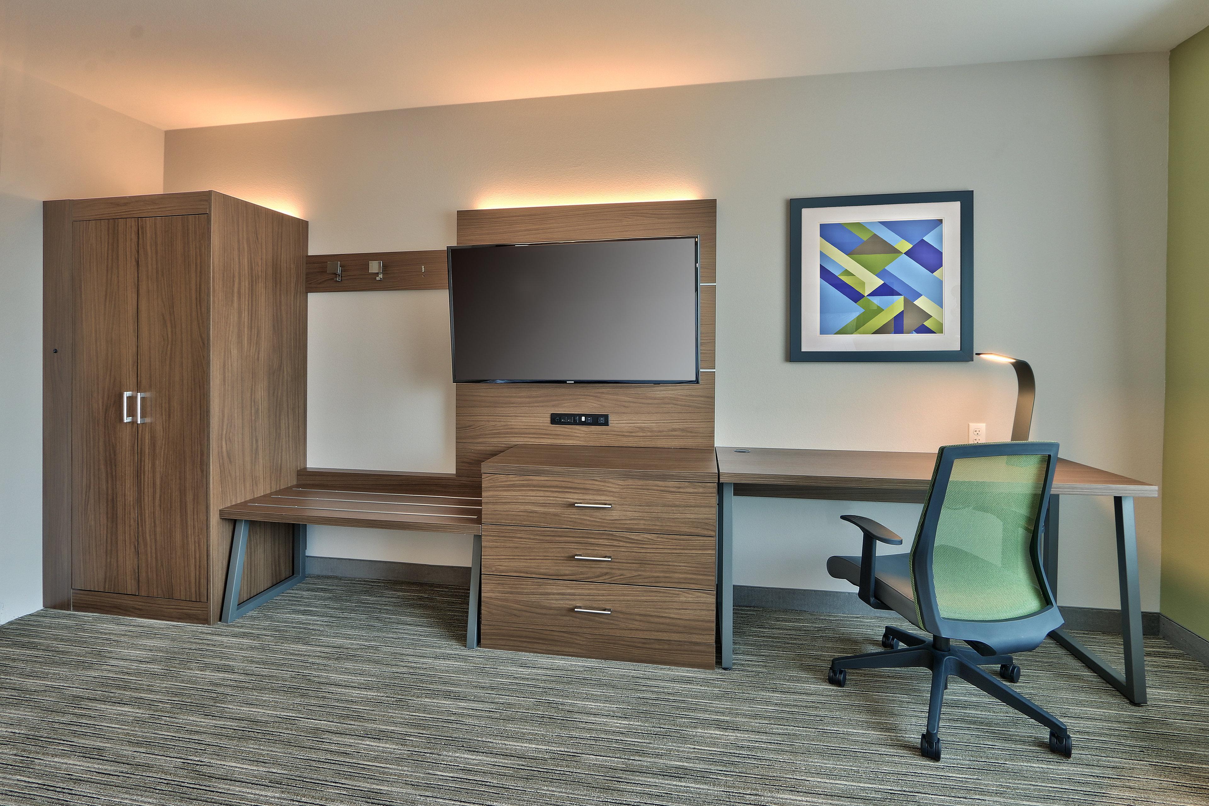 Express & - East By Ihg Albuquerque