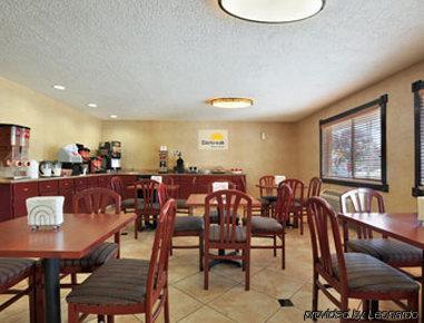 Hotel Days By Wyndham West 2*