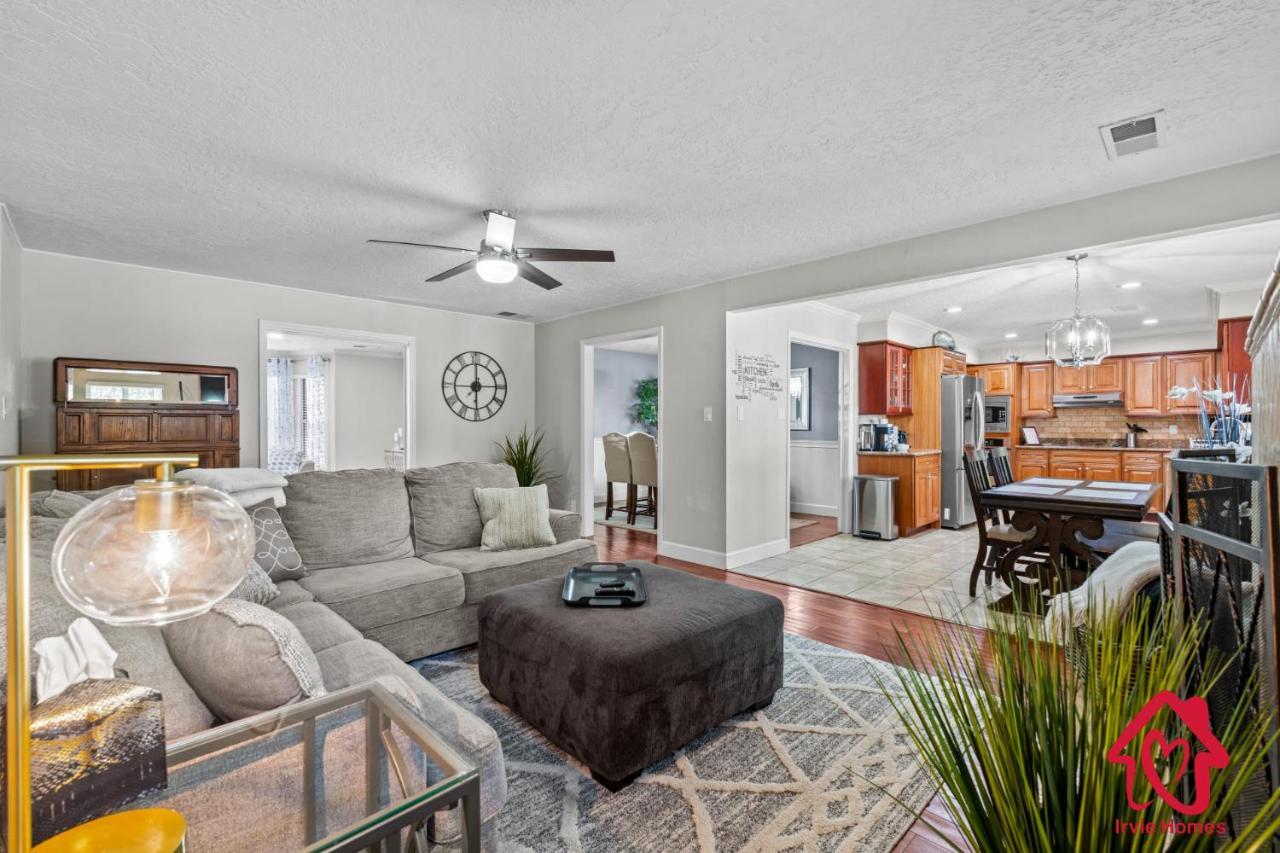 San Gabriel Stunner - An Irvie * Albuquerque
