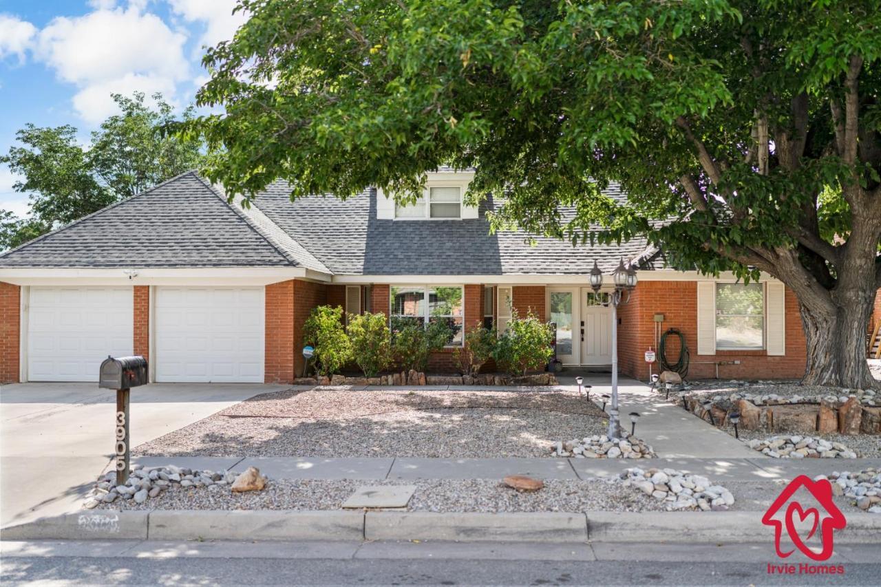 San Gabriel Stunner - An Irvie Albuquerque