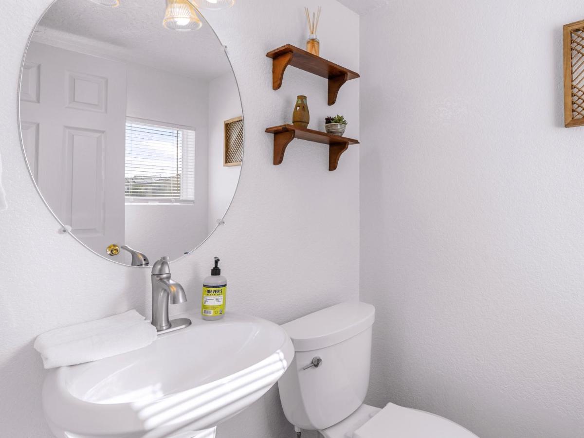 Chic Mid-century Boho Oasis - 15 Min To Old Town