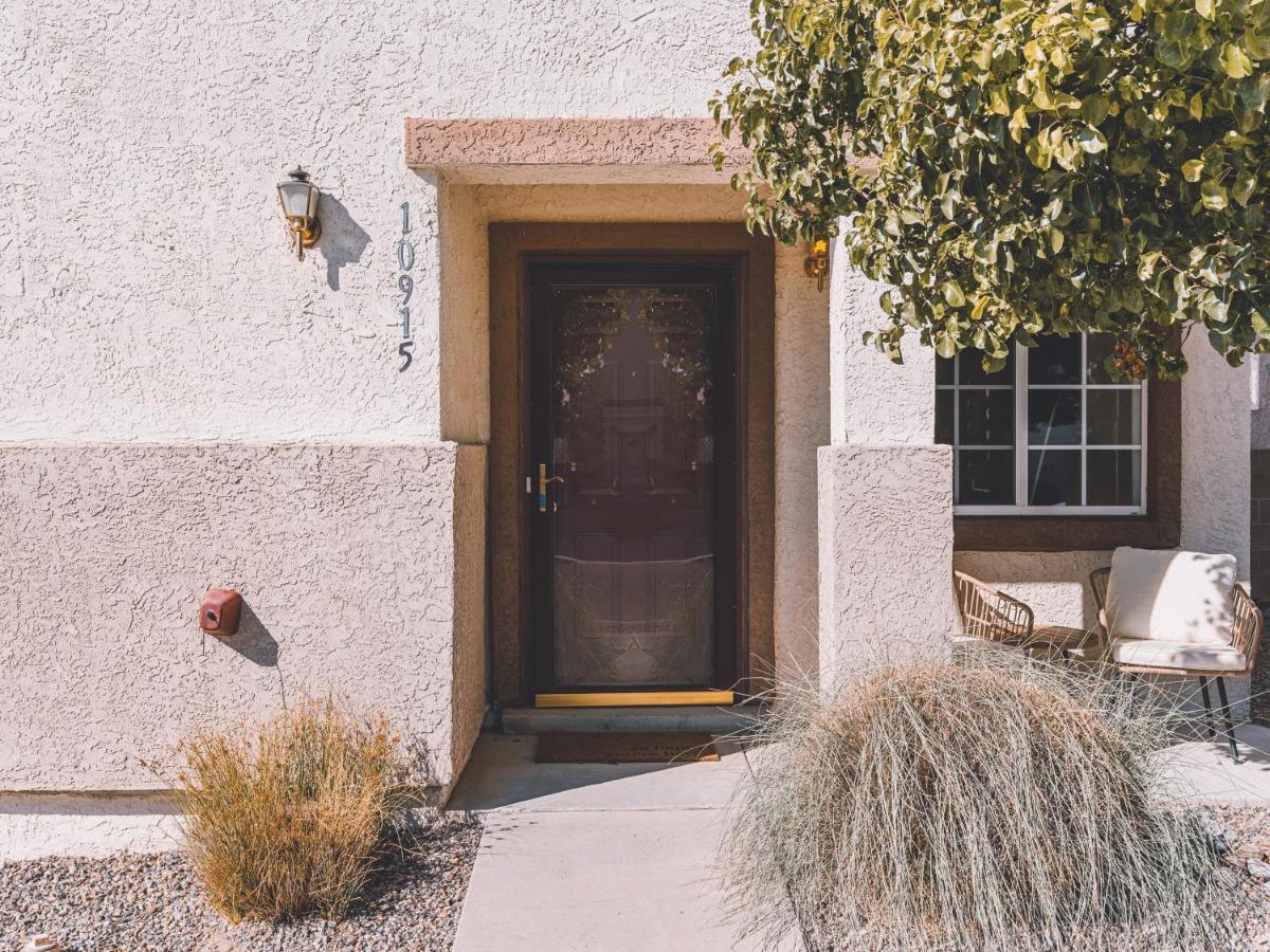 Holiday home Chic Mid-century Boho Oasis - 15 Min To Old Town