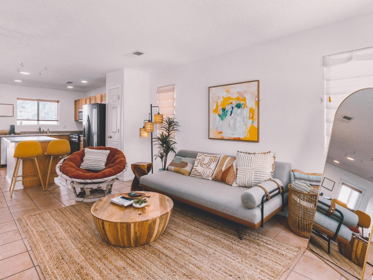 Chic Mid-century Boho Oasis - 15 Min To Old Town *