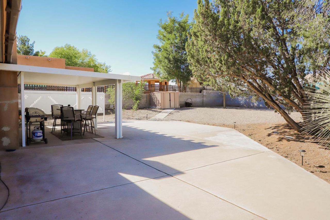 Holiday home Hot Air Balloon Haven, King Bed, Office, Foosball, Crib Albuquerque