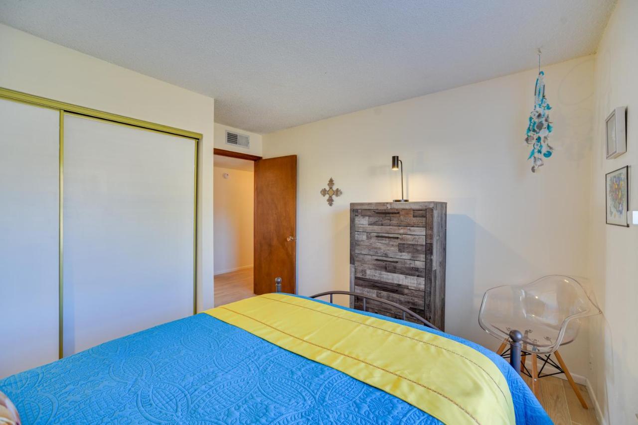 Holiday home Abode With Large Yard 10 Mi To Downtown