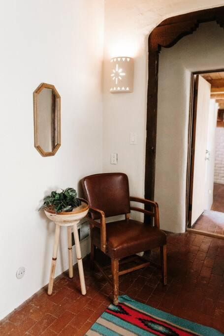 Group Getaway: Serene Adobe Retreat 4-11 Guests Holiday home Albuquerque