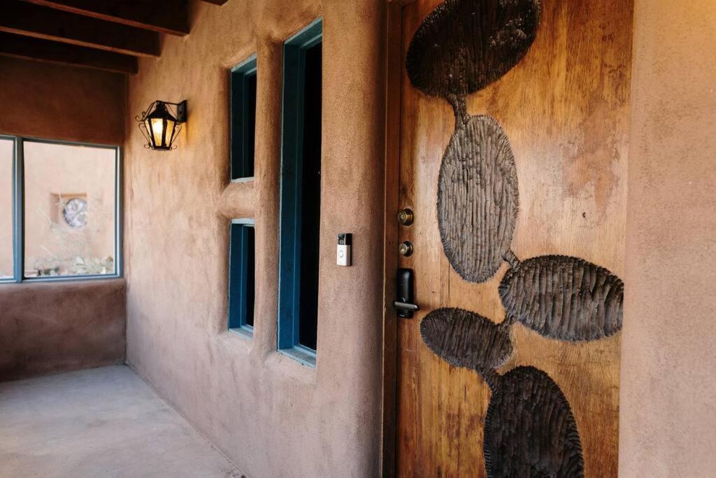 Holiday home Group Getaway: Serene Adobe Retreat 4-11 Guests