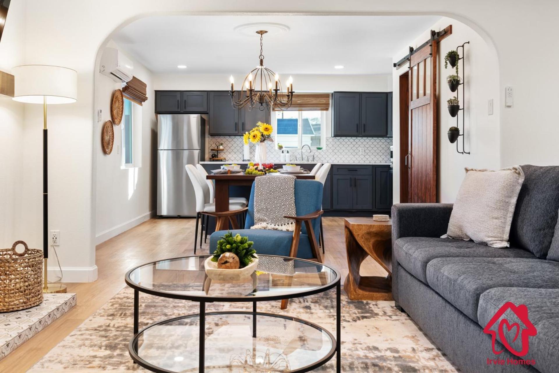 Holiday home Valleyvibe: Modern Comfort In North Valley - An Irvie