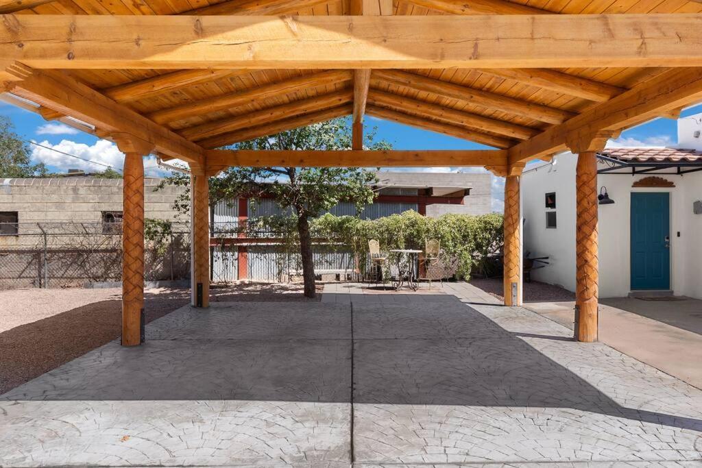 Adobe Dream House! Solar Powered! Holiday home Albuquerque