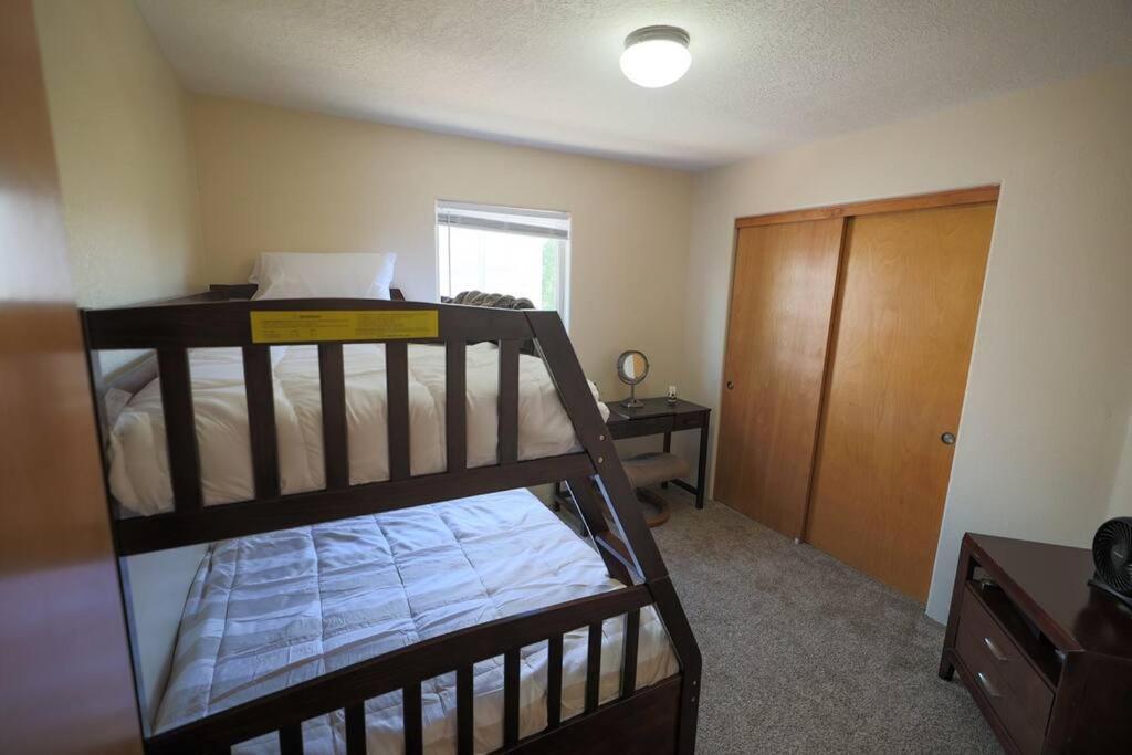 Near Balloon Fiesta Park! Holiday home Albuquerque