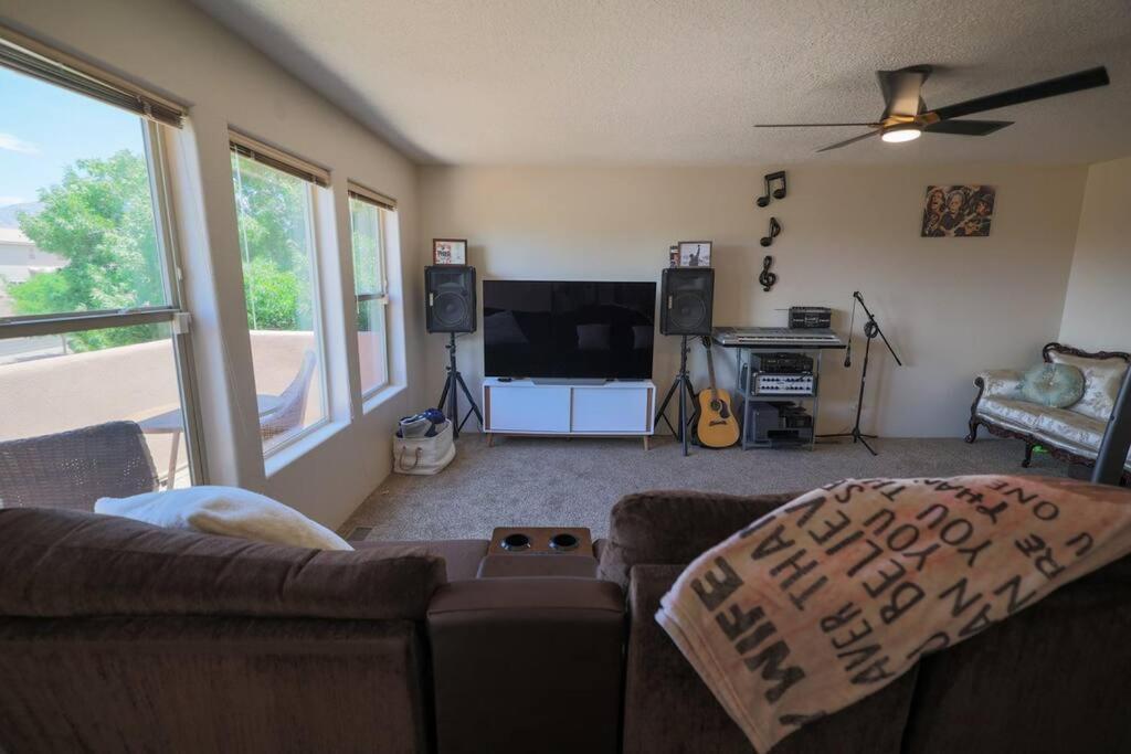 Holiday home Near Balloon Fiesta Park! *