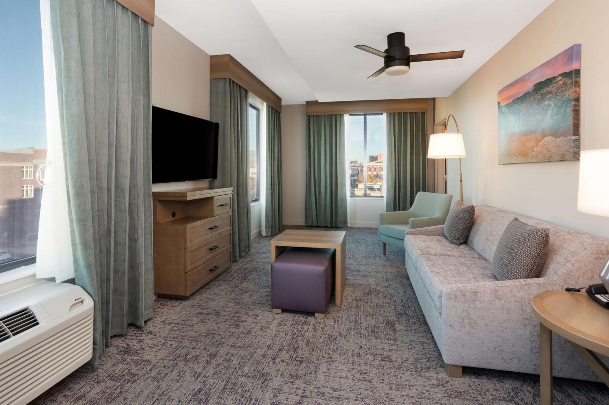Homewood By Hilton Downtown