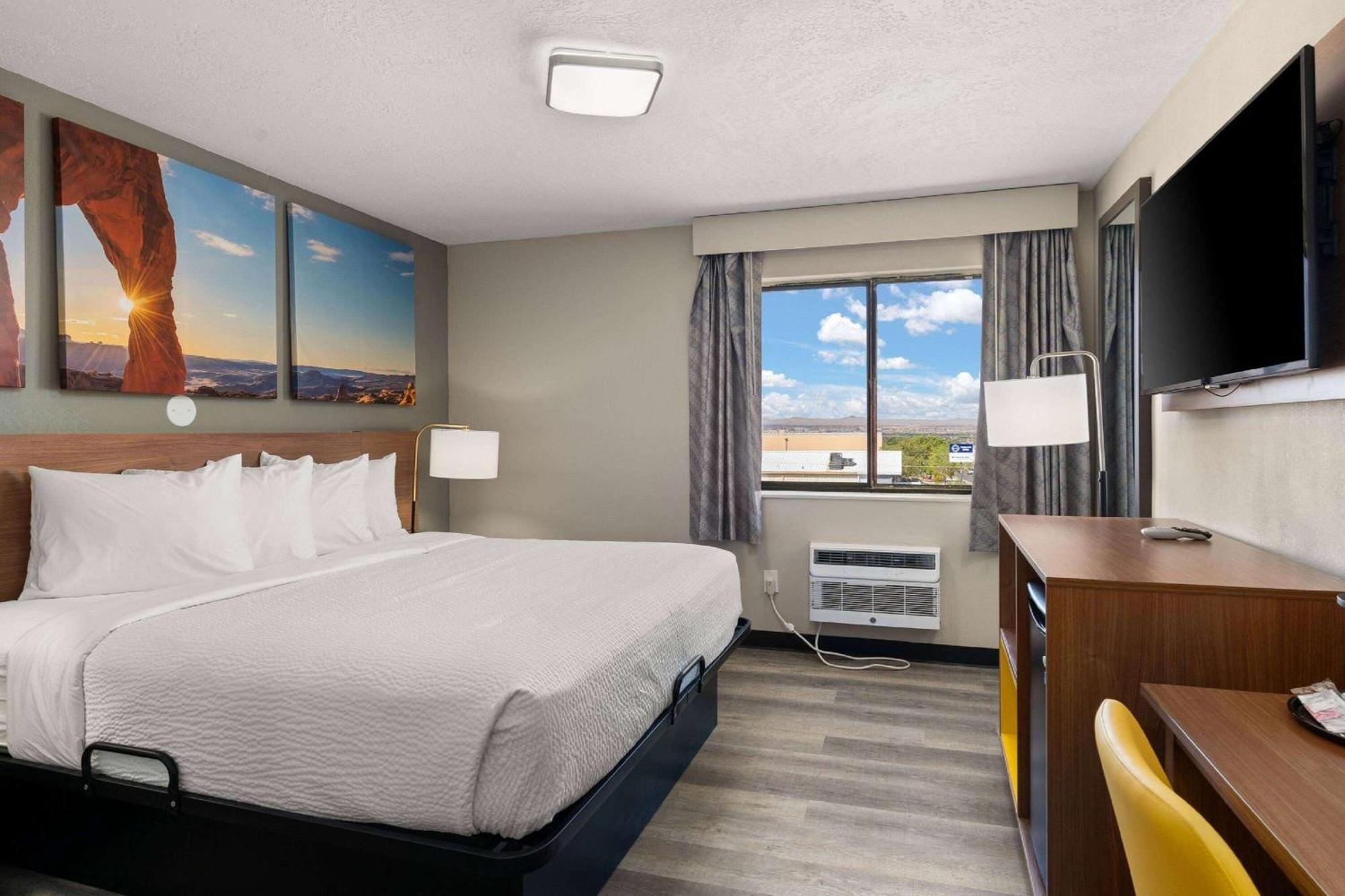 Hotel Days-inn By Wyndham I-25 *