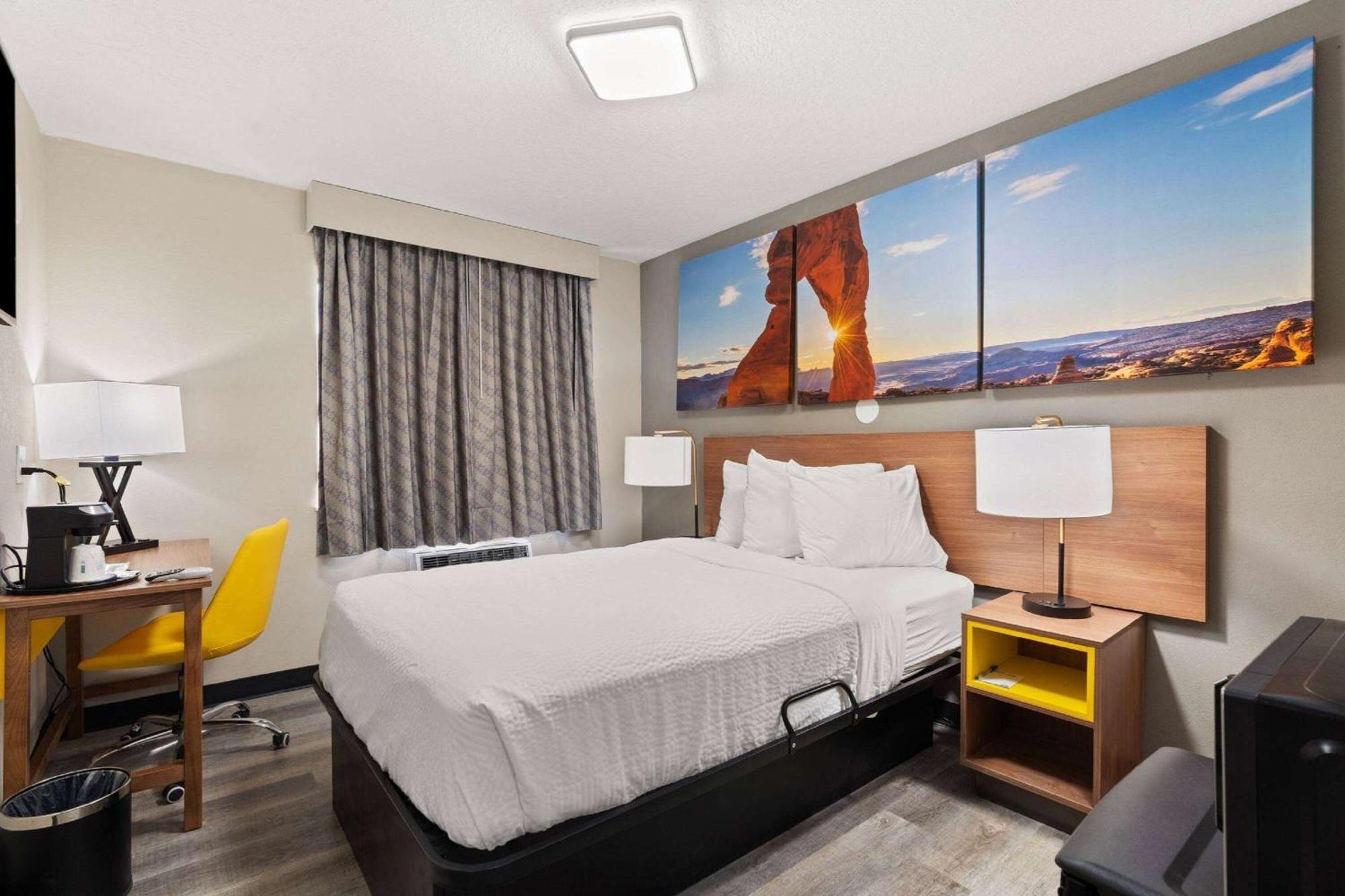 Days-inn By Wyndham I-25 * Albuquerque