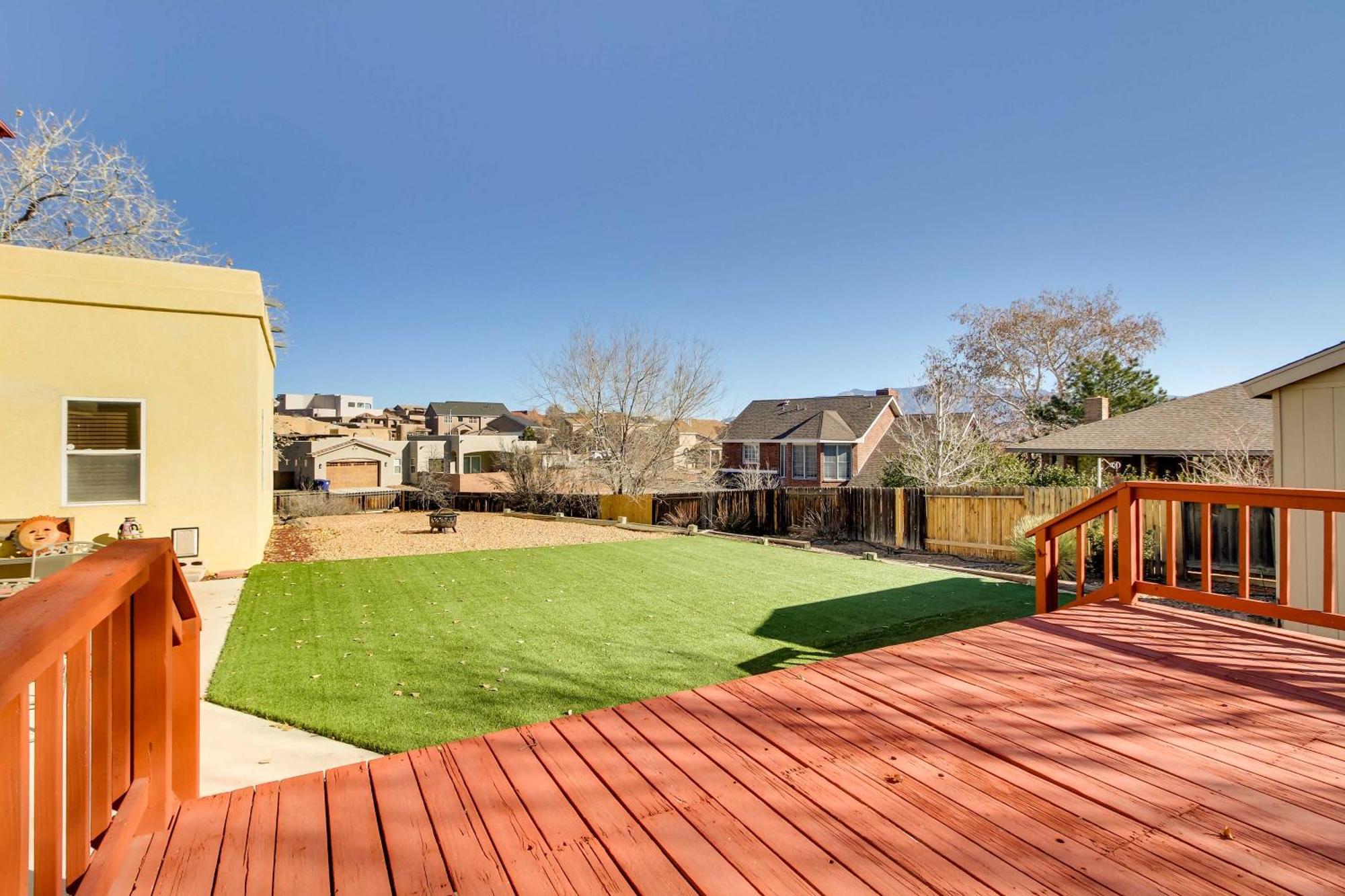 With Spacious Yard And Fire Pit! *