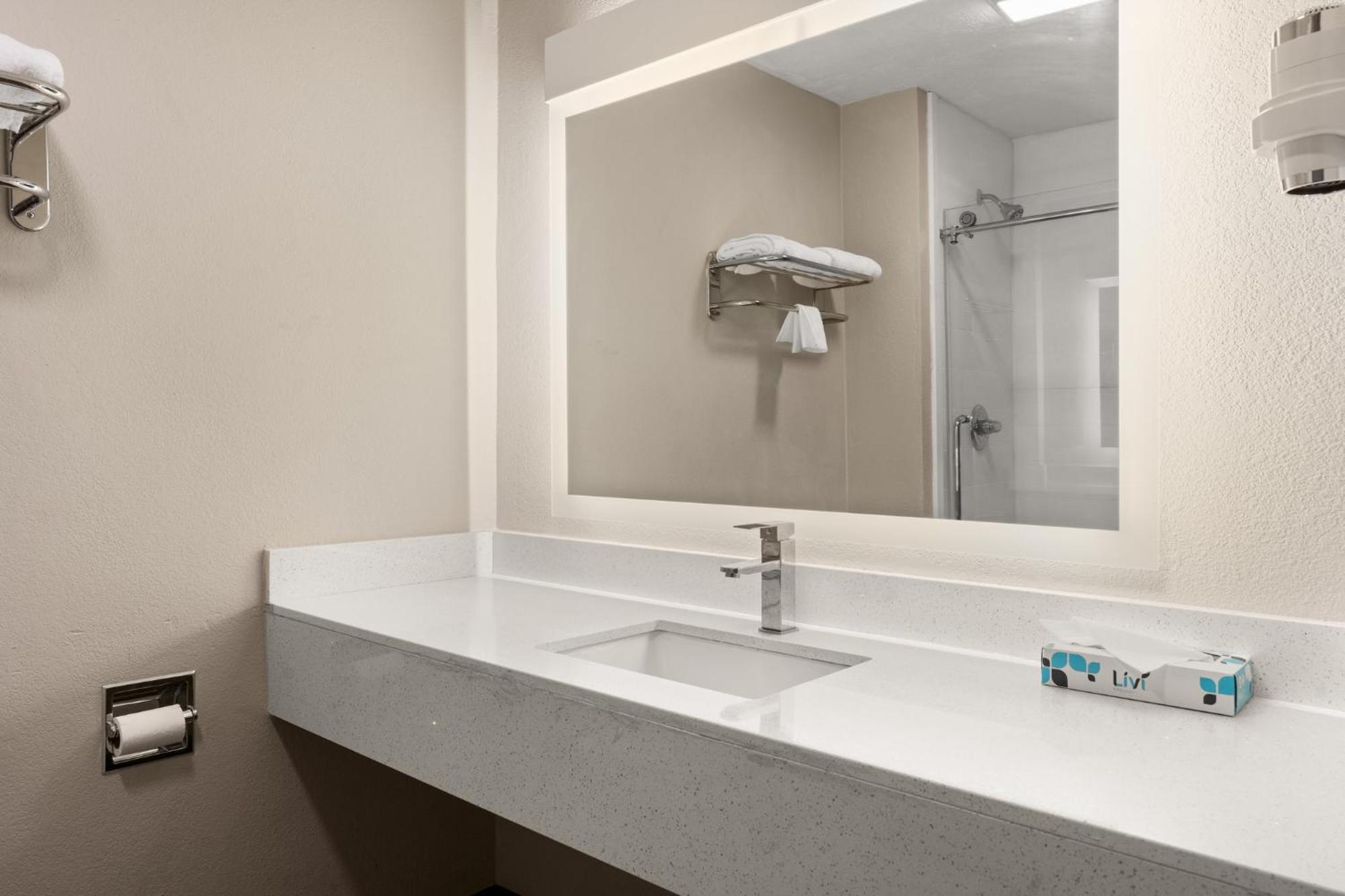 Hotel Days-inn By Wyndham I-25 *