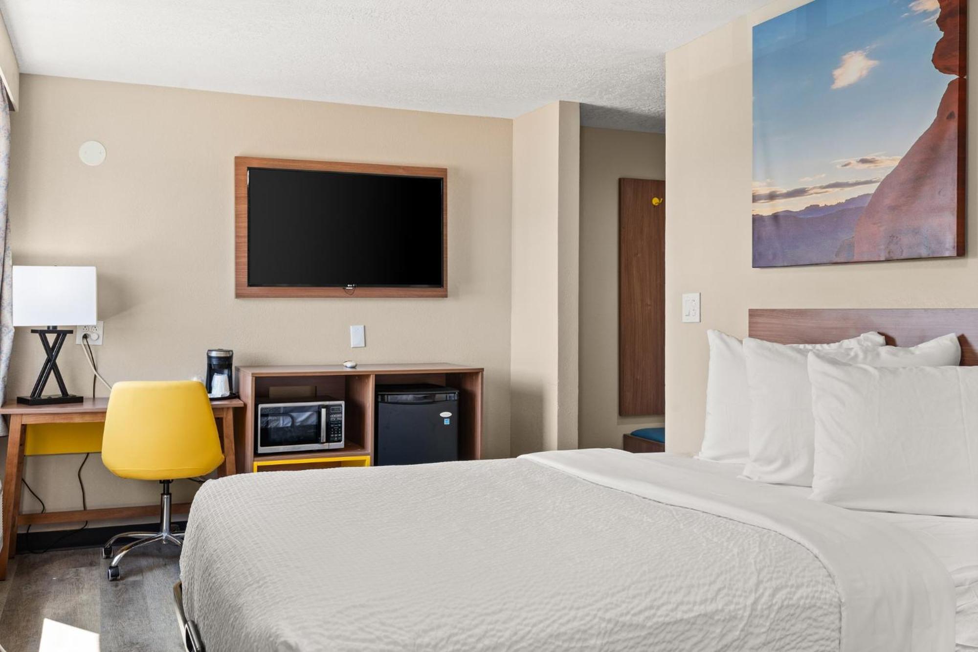 Days-inn By Wyndham I-25 * Albuquerque