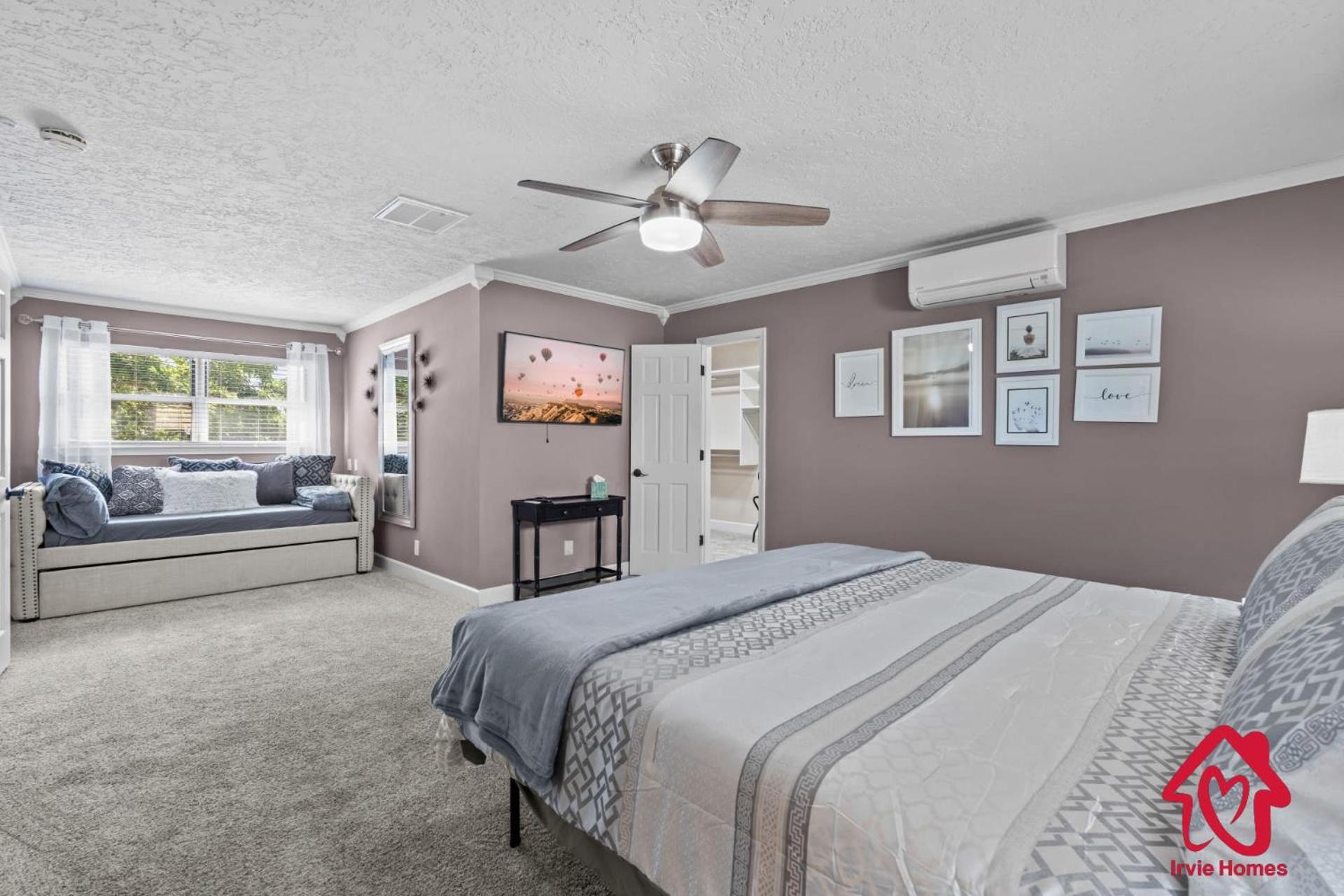 San Gabriel Stunner - An Irvie Albuquerque