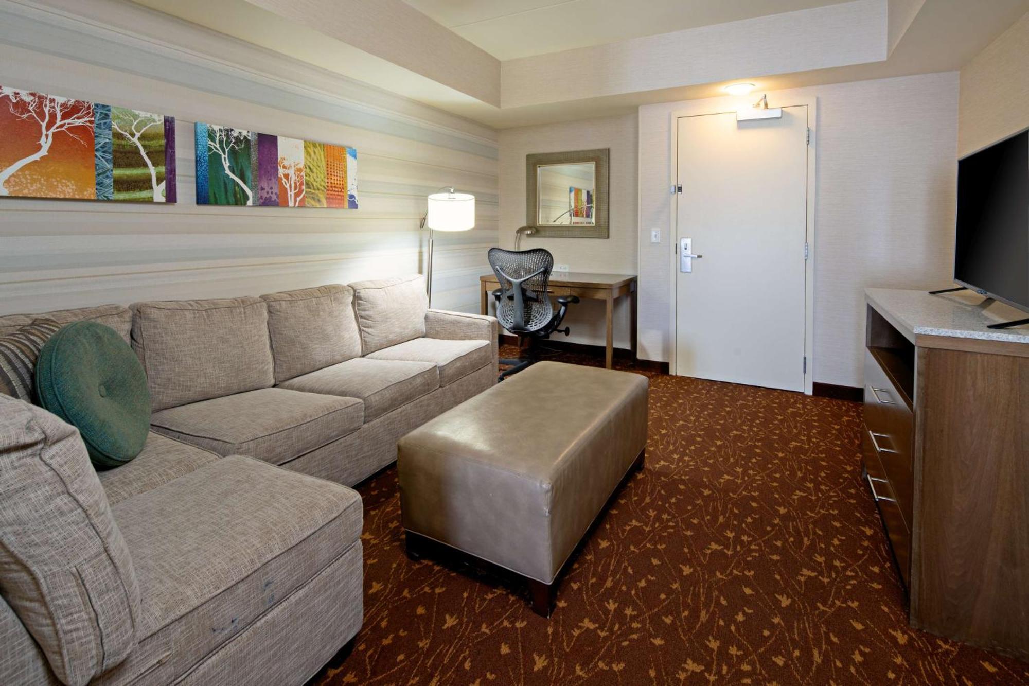 Hotel Hilton Garden Airport