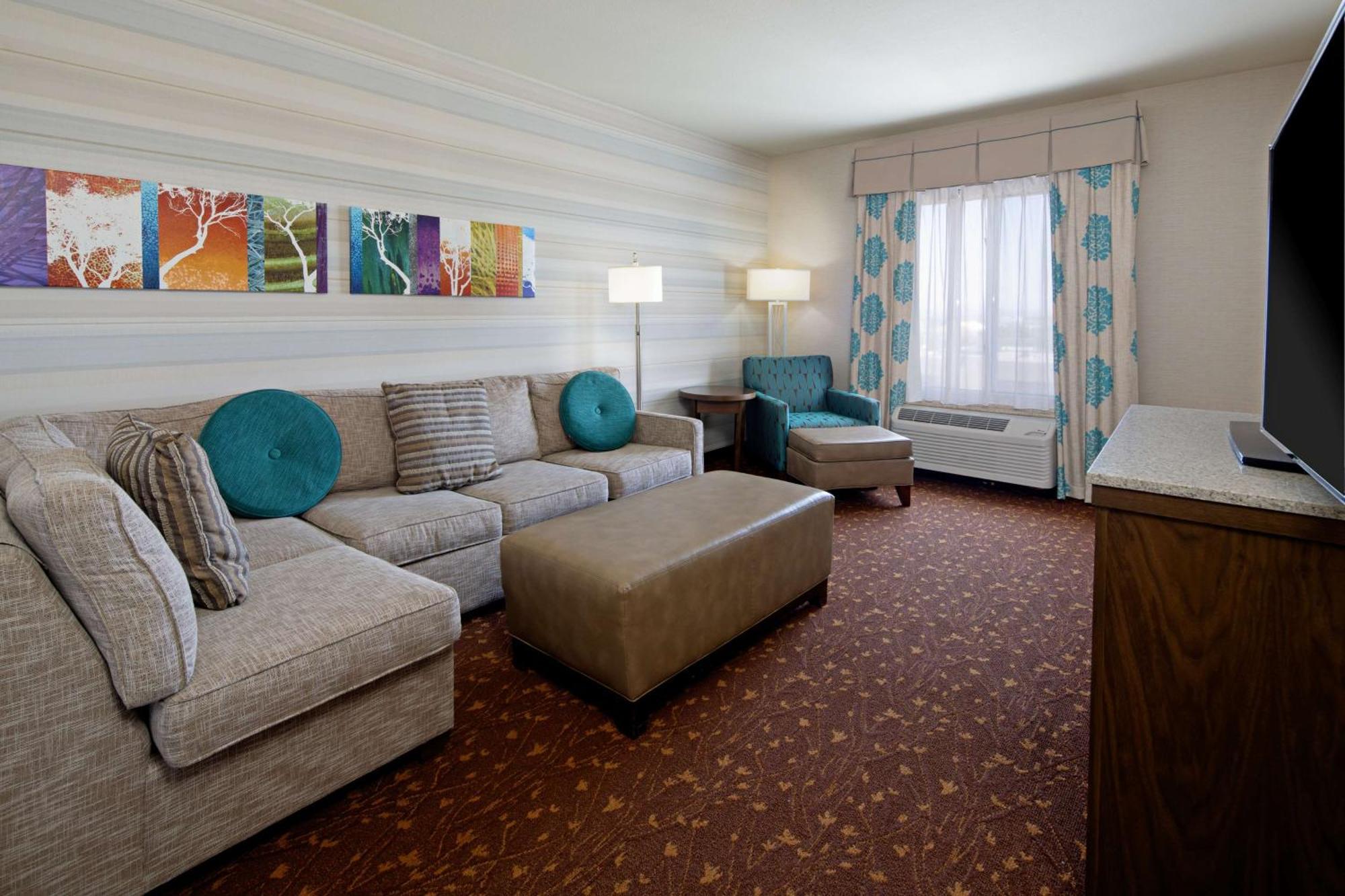 Hotel Hilton Garden Airport