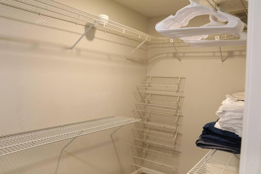 Cowboy Den-hot Tub-game Room-pet Friendly-no Pet Fees! Albuquerque