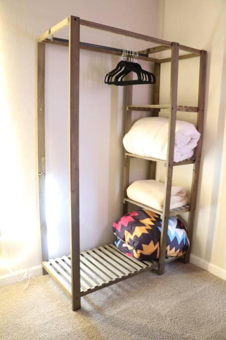 Cowboy Den-hot Tub-game Room-pet Friendly-no Pet Fees! Holiday home