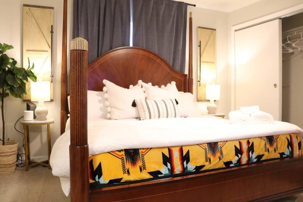 Holiday home Cowboy Den-hot Tub-game Room-pet Friendly-no Pet Fees!