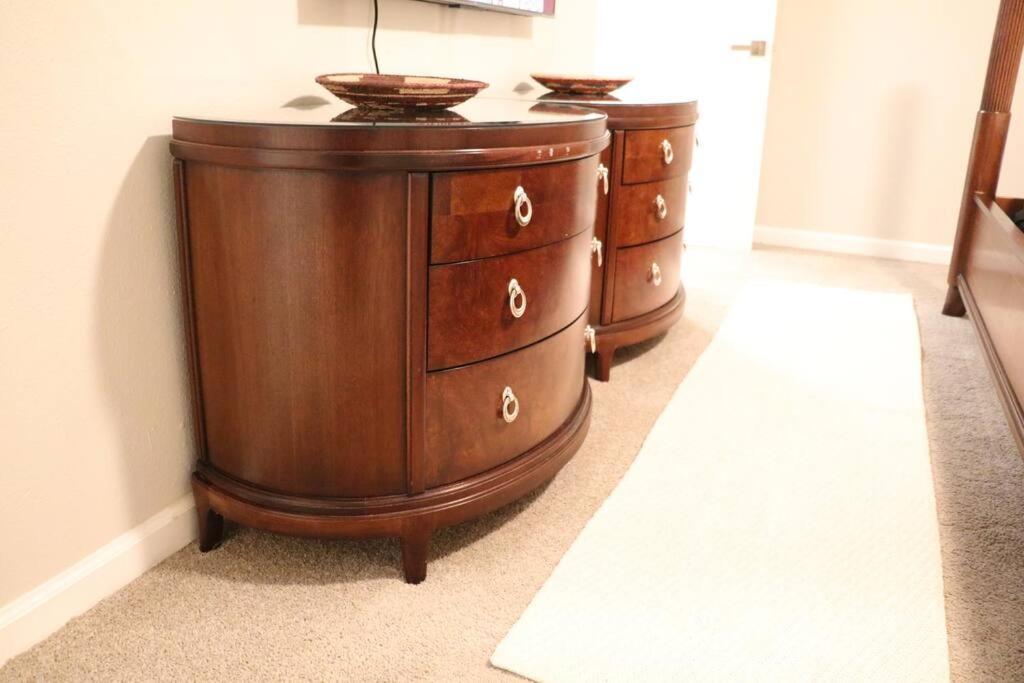 Cowboy Den-hot Tub-game Room-pet Friendly-no Pet Fees! Holiday home *