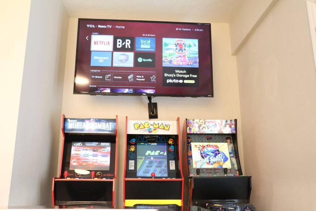 Cowboy Den-hot Tub-game Room-pet Friendly-no Pet Fees! Holiday home Albuquerque