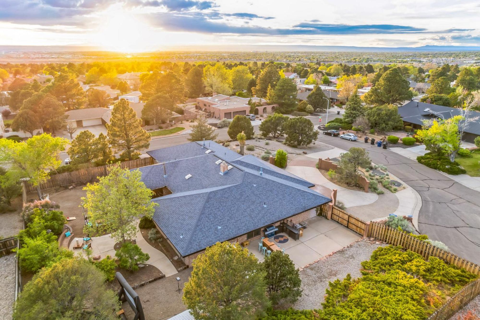 Bbq Haven - 4bd - Games - Outdoor Movie Albuquerque