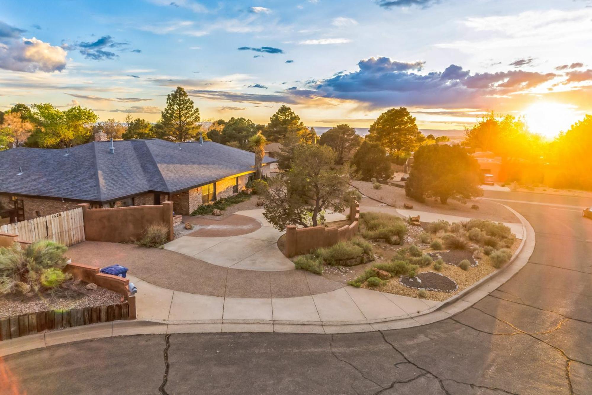 Bbq Haven - 4bd - Games - Outdoor Movie Albuquerque