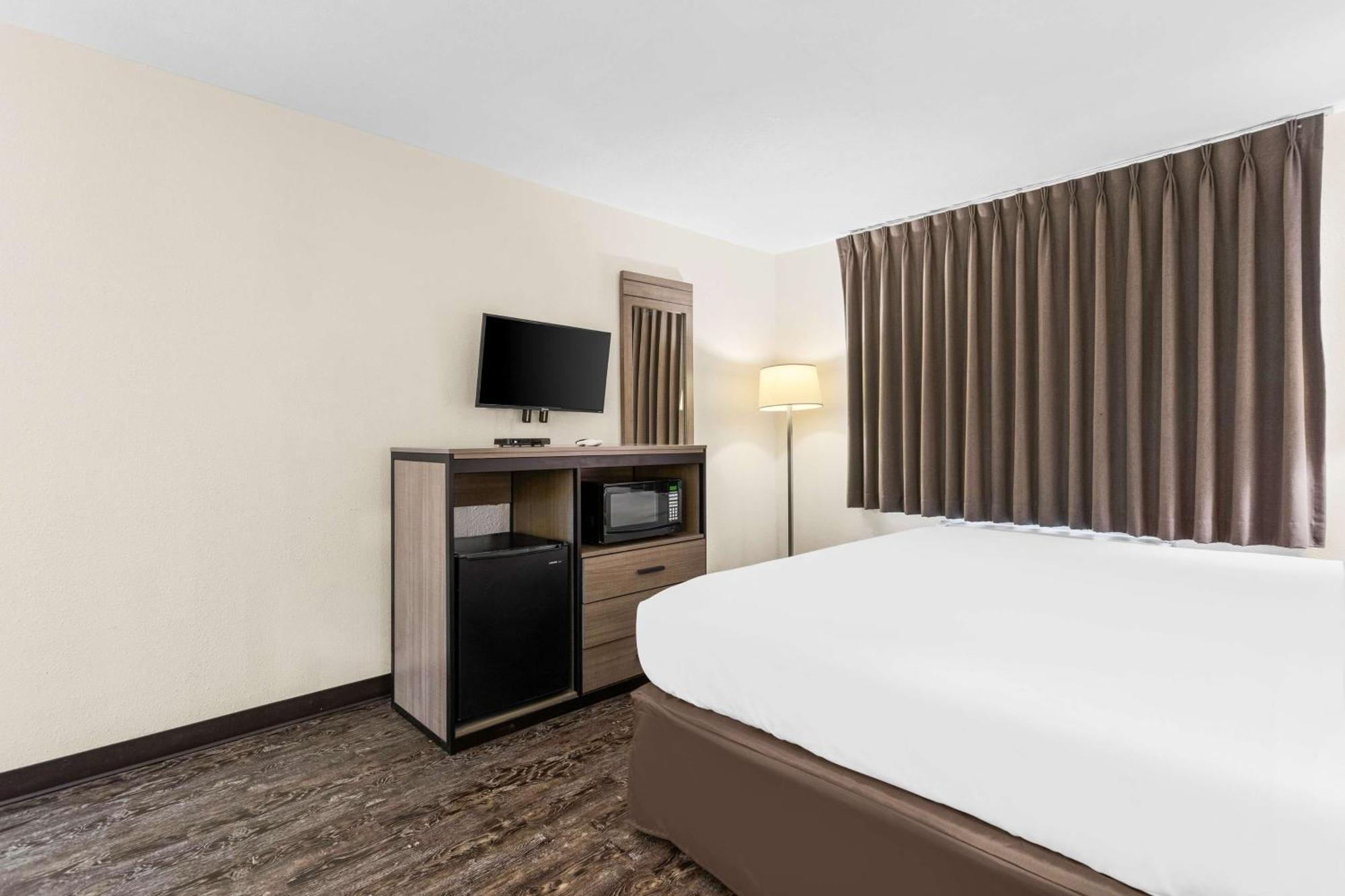 Surestay By Western Midtown