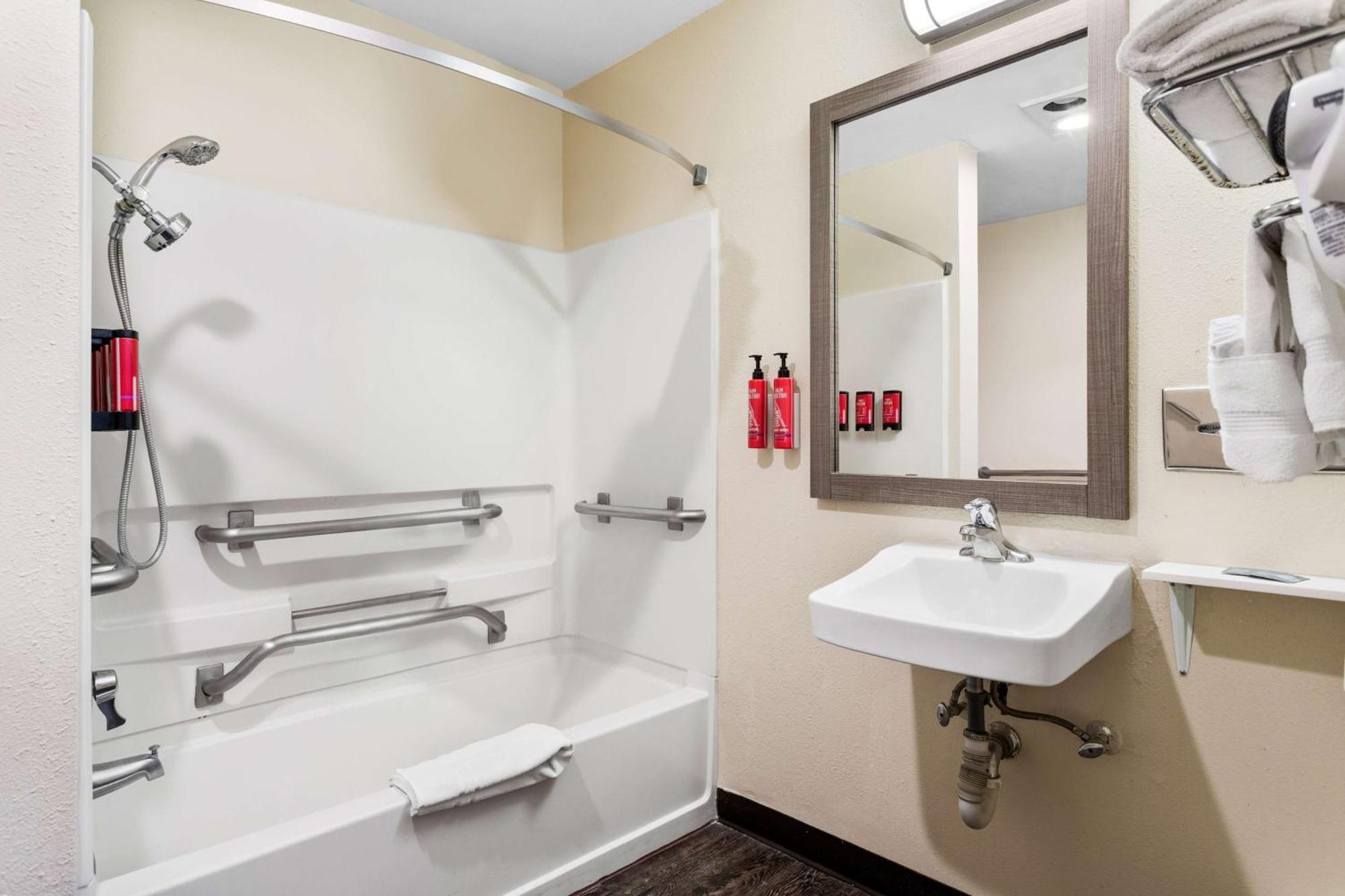 Surestay By Western Midtown Albuquerque