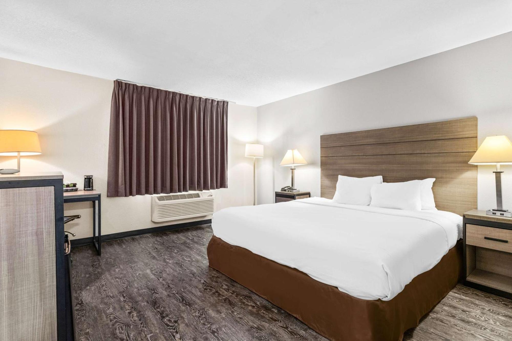 Surestay By Western Midtown Hotel 4*