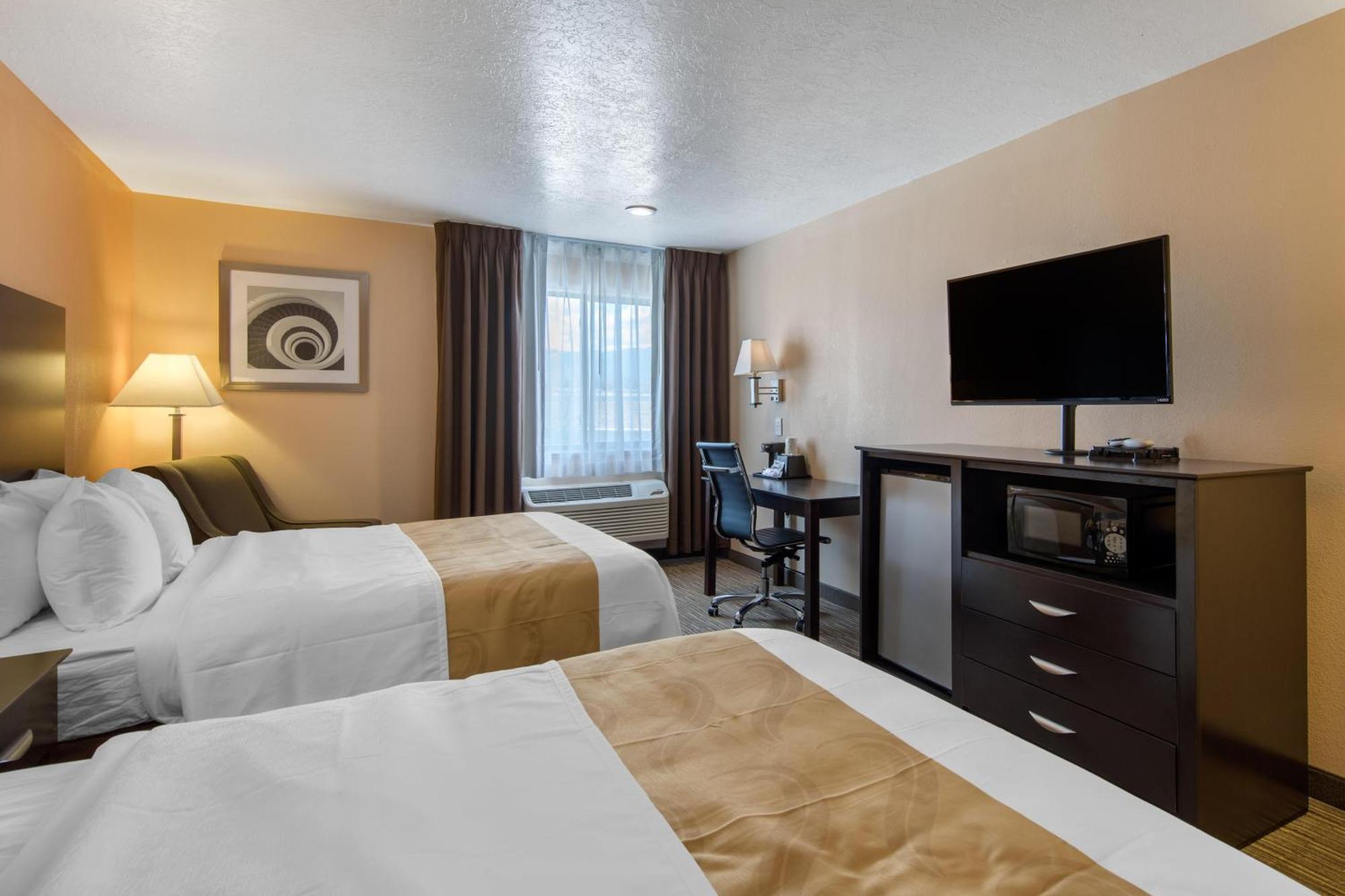 Quality & North Near Balloon Fiesta Park Hotel