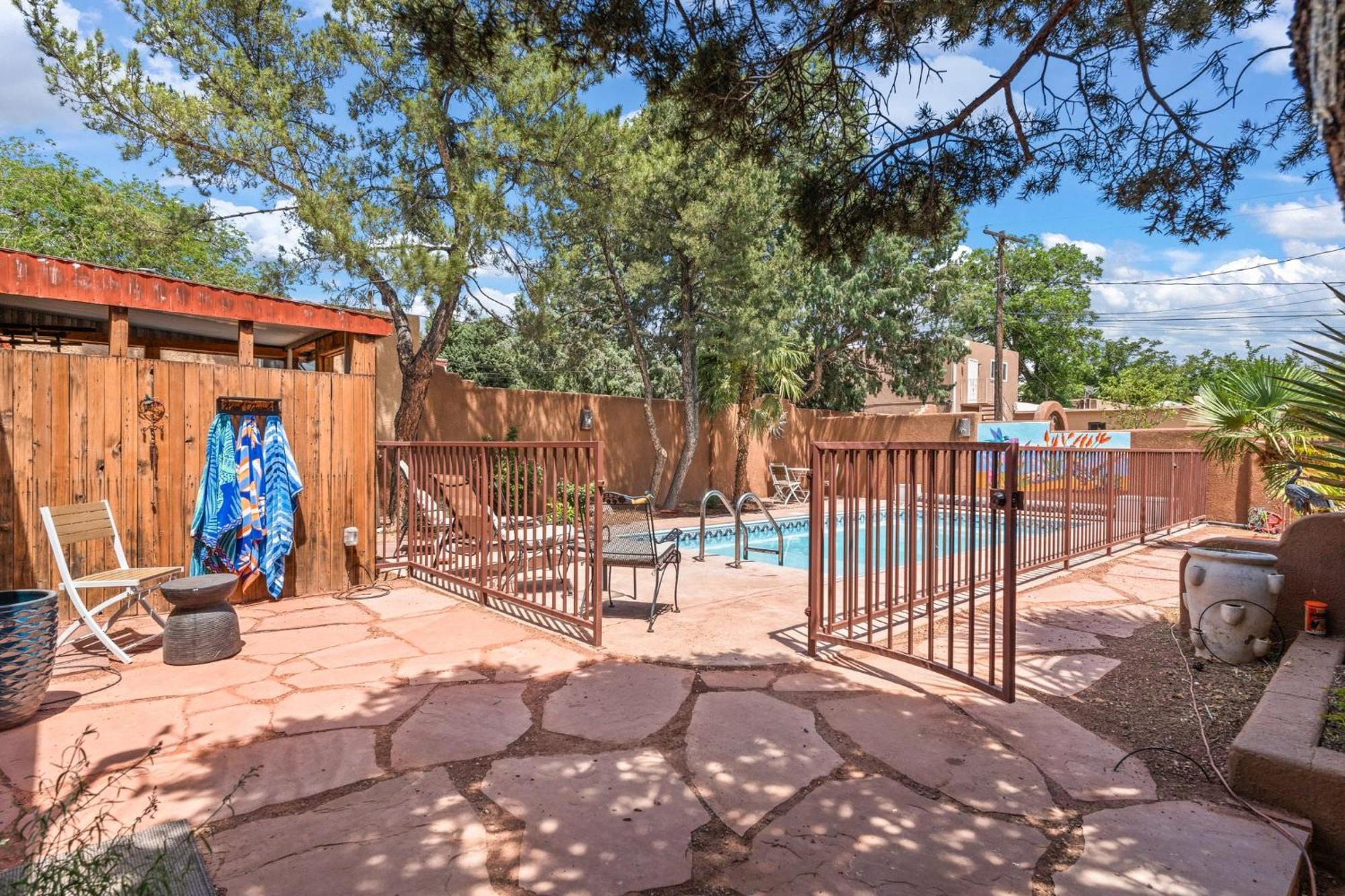 Unm Studentsparents At Discounted Prices Holiday home