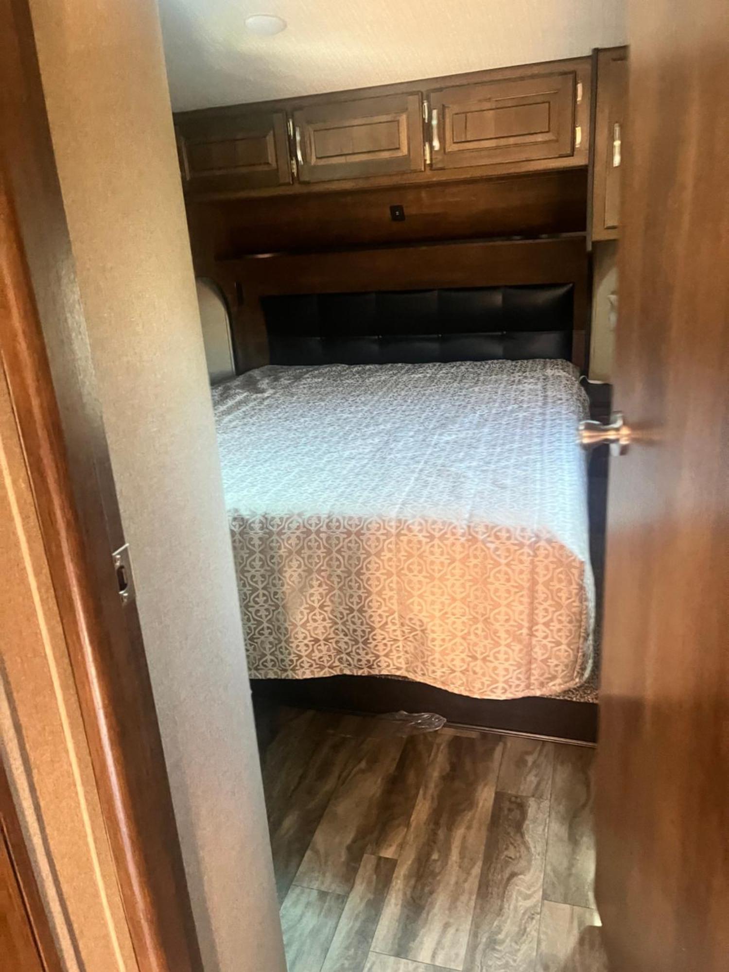 Your 5th Wheel Casa Campsite *